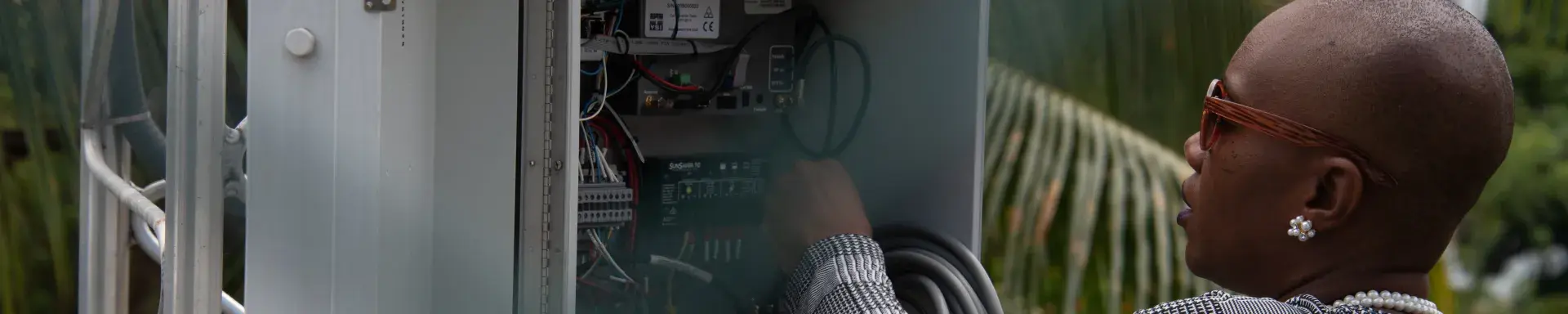 Woman electrician 
