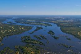 Envisioning transformative nature-based solutions on the Zambezi River