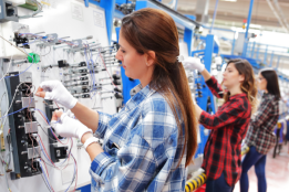 women in small business in Turkiye